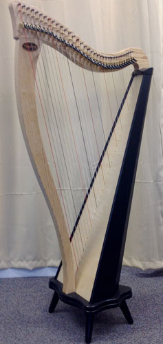 Picture of Ravenna 34 (Full Levers, Deluxe Case & Stand with 5" Legs) Harp