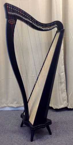 Picture of Ravenna 34 (Full Levers, Deluxe Case & Stand with 5" Legs) Harp